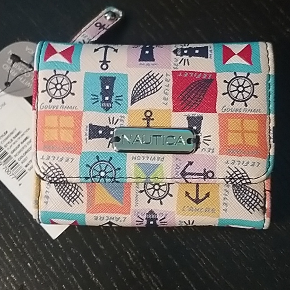 NWT Nautica RFID Blocking Wallet